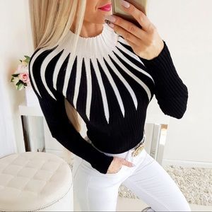 🛑 CLOSET SALES  Embellished long sleeve sweater